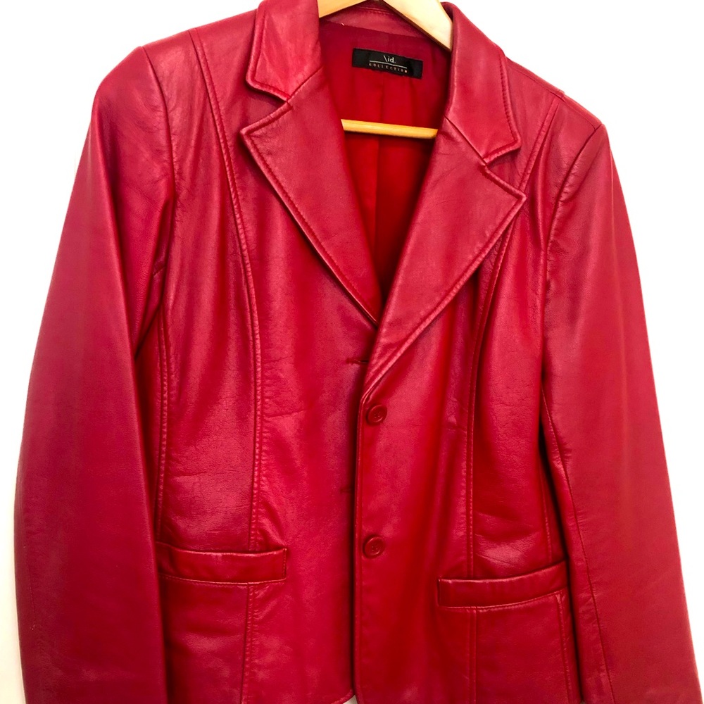 LEATHER JACKET in beautiful blood red! Slight fade right bottom sleeve, see pics